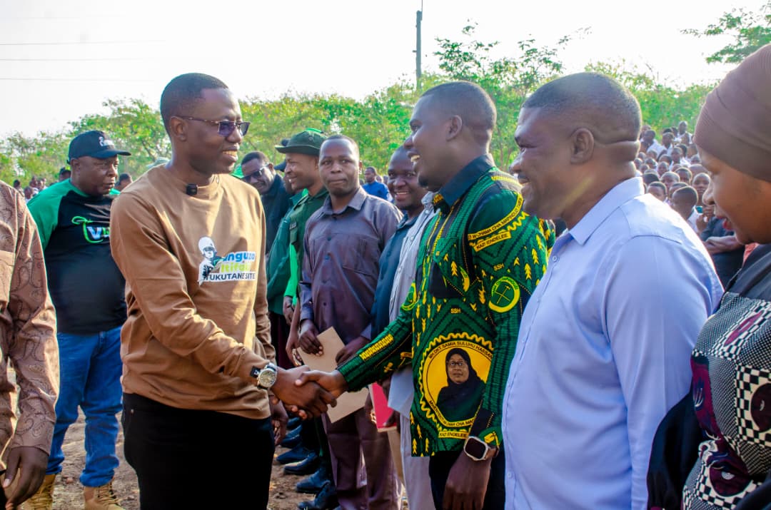 WAZIRI NANAUKA ATEMBELEA LWEGA, AWEKA REKODI YA KIONGOZI WA KWANZA KITAIFA KUPELEKA UJUMBE WA MAENDELEO.